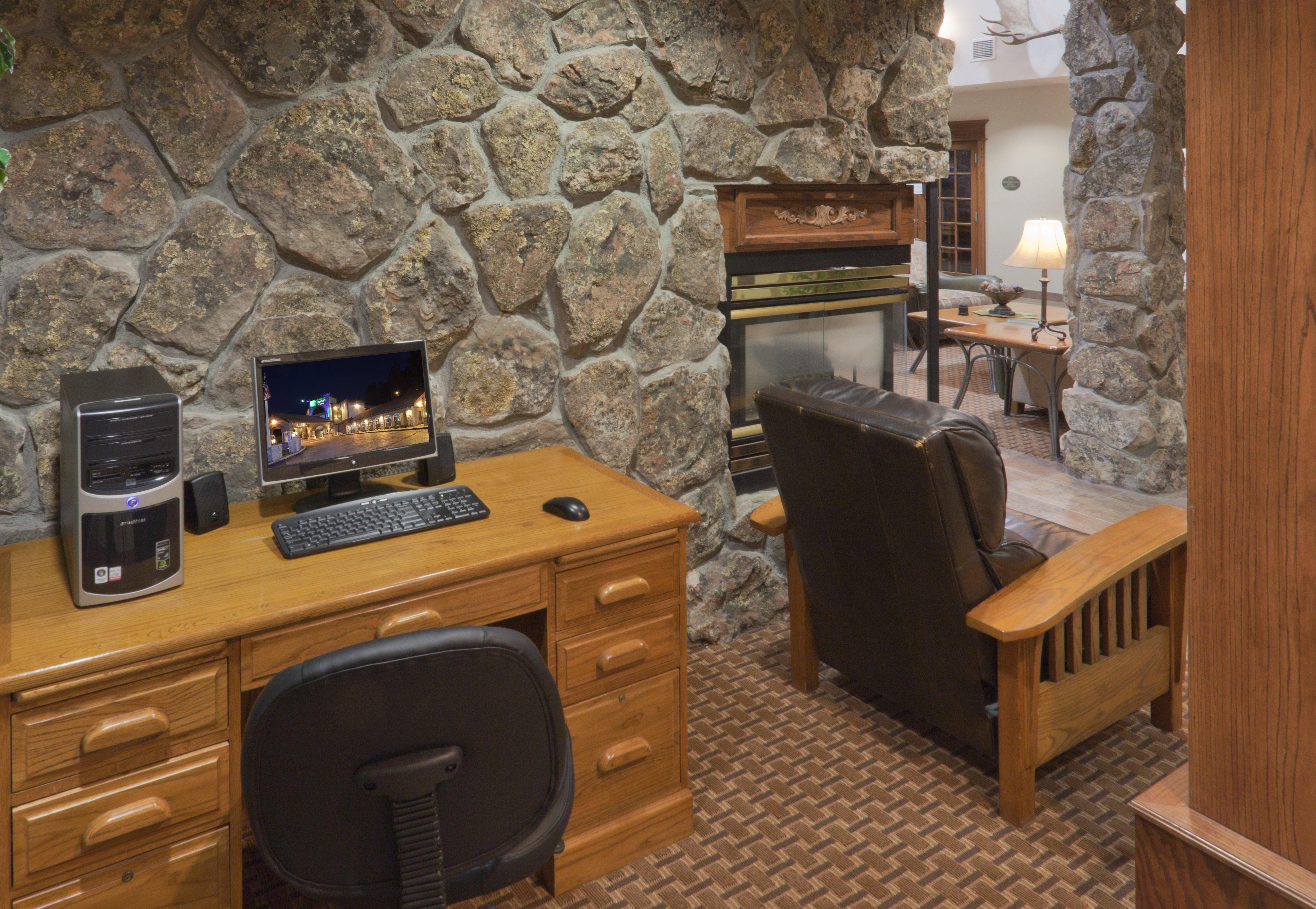 קיסטון Comfort Inn & Suites Mt Rushmore מראה חיצוני תמונה