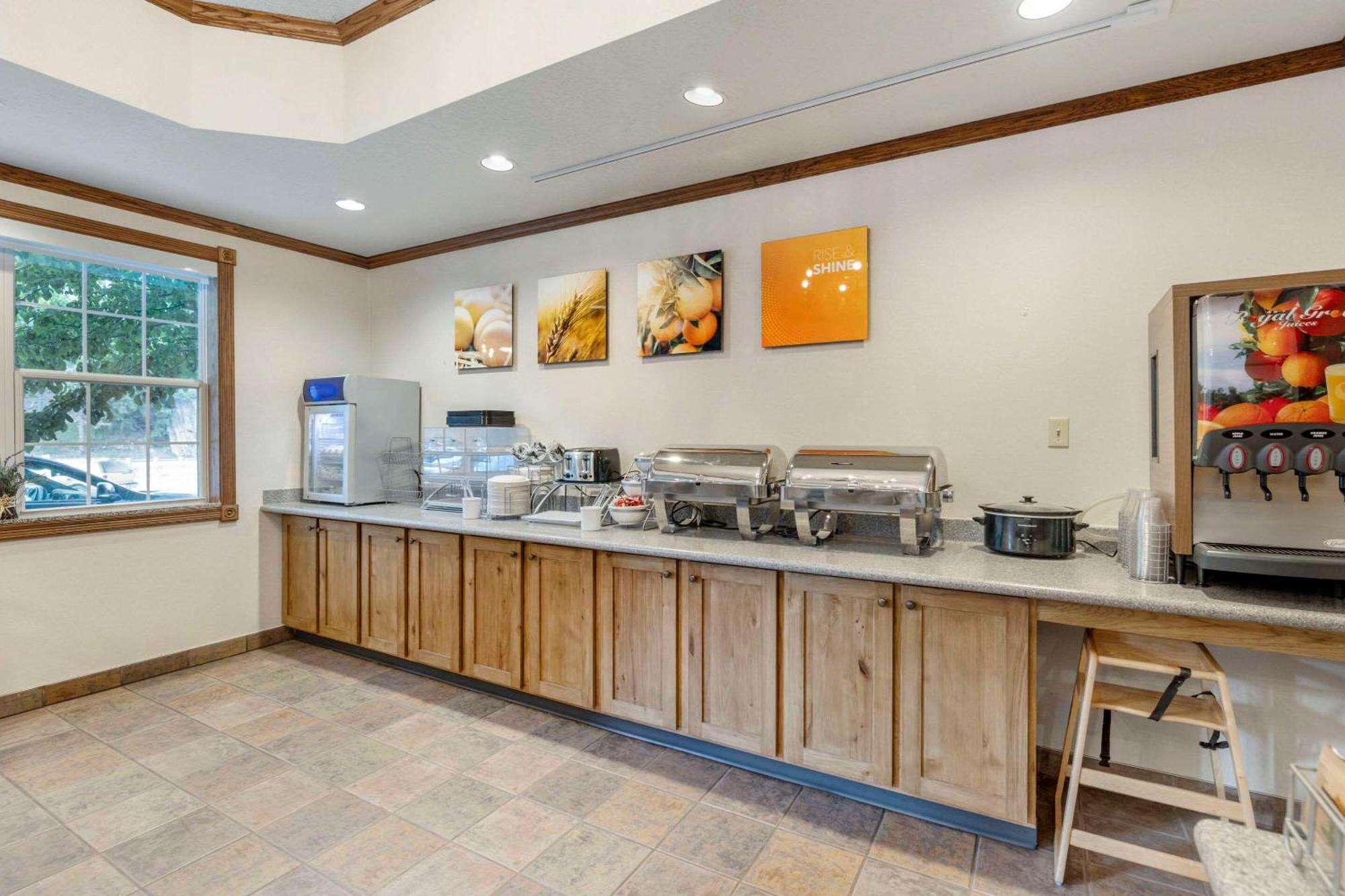 קיסטון Comfort Inn & Suites Mt Rushmore מראה חיצוני תמונה